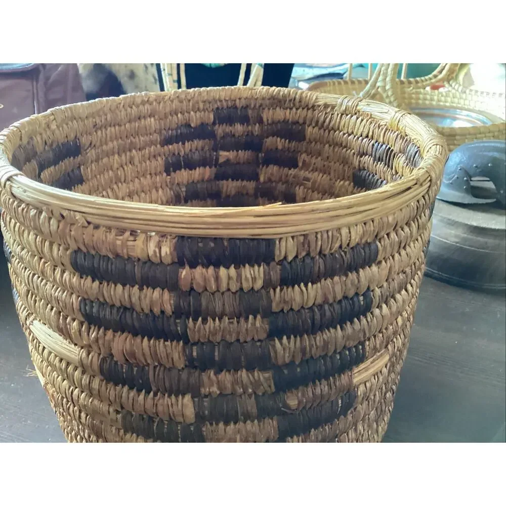 OLD NATIVE AMERICAN Tohono O'odham Papago PIMA Cylindrical Basket 6.5 T 7.5 W